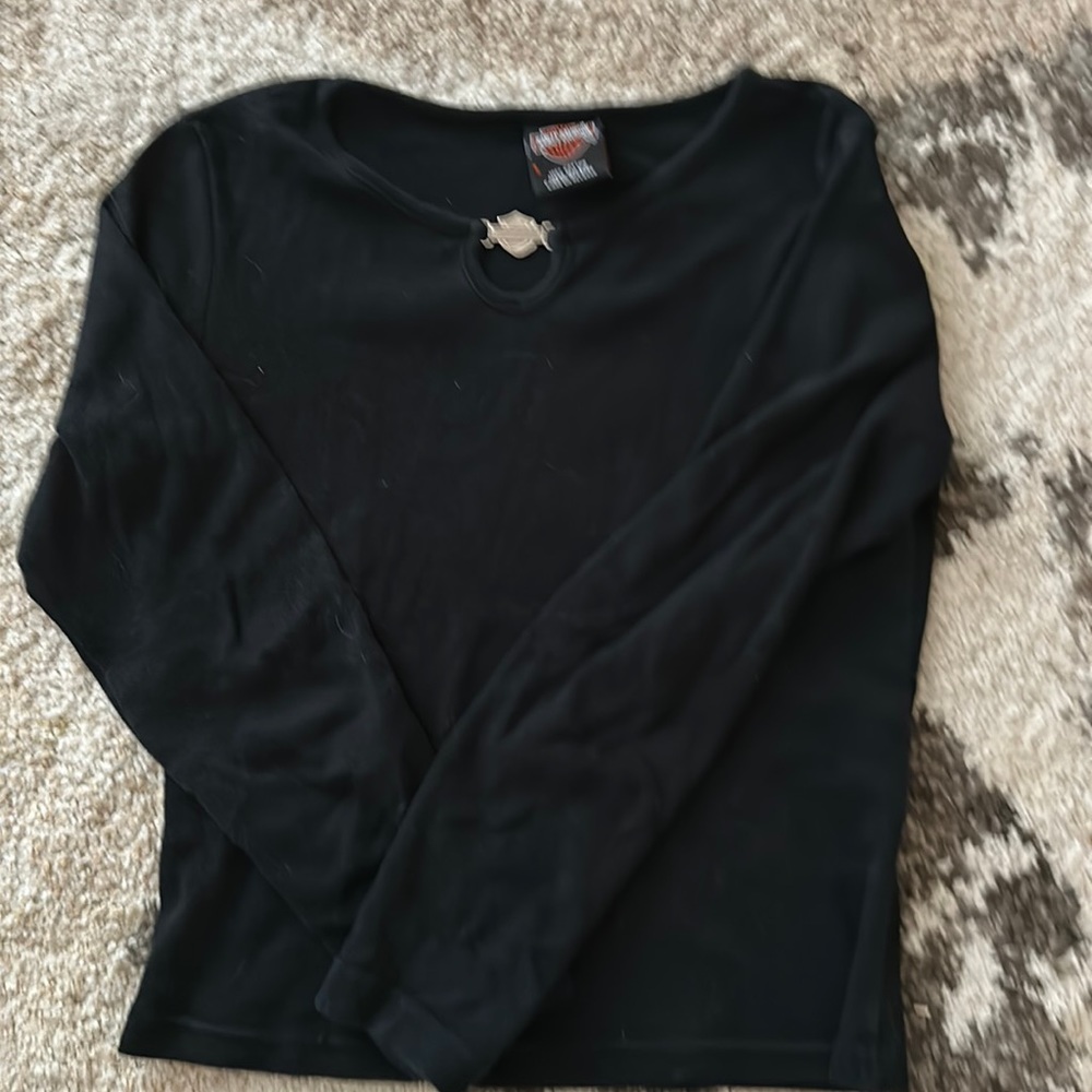 Vintage 90s Harley-Davidson long-sleeve tee with unique metal hard-wear